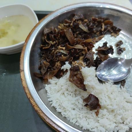 李岁今天吃什么于2022-12-03 14:35发布的图片