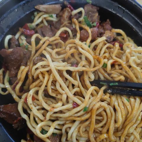 嘉然今天吃我于2022-11-24 22:36发布的图片