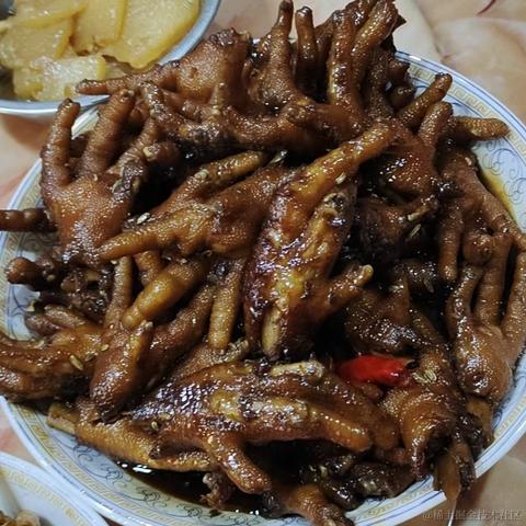 忆雨于2022-11-28 23:04发布的图片