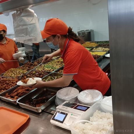 捏兔兔脸颊肉于2022-12-10 12:51发布的图片