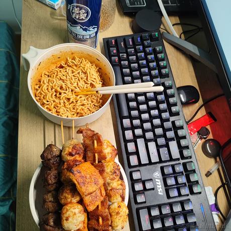 然比也得敲代码于2022-11-16 18:22发布的图片