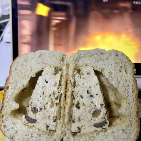 草莓龙舌兰于2022-11-11 02:26发布的图片