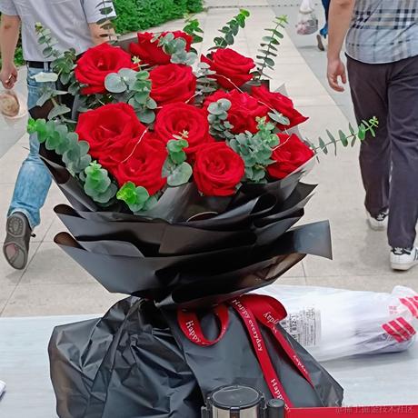 三三来迟于2021-05-20 12:36发布的图片