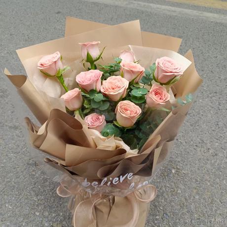 坚果派_坚果于2022-06-18 21:25发布的图片