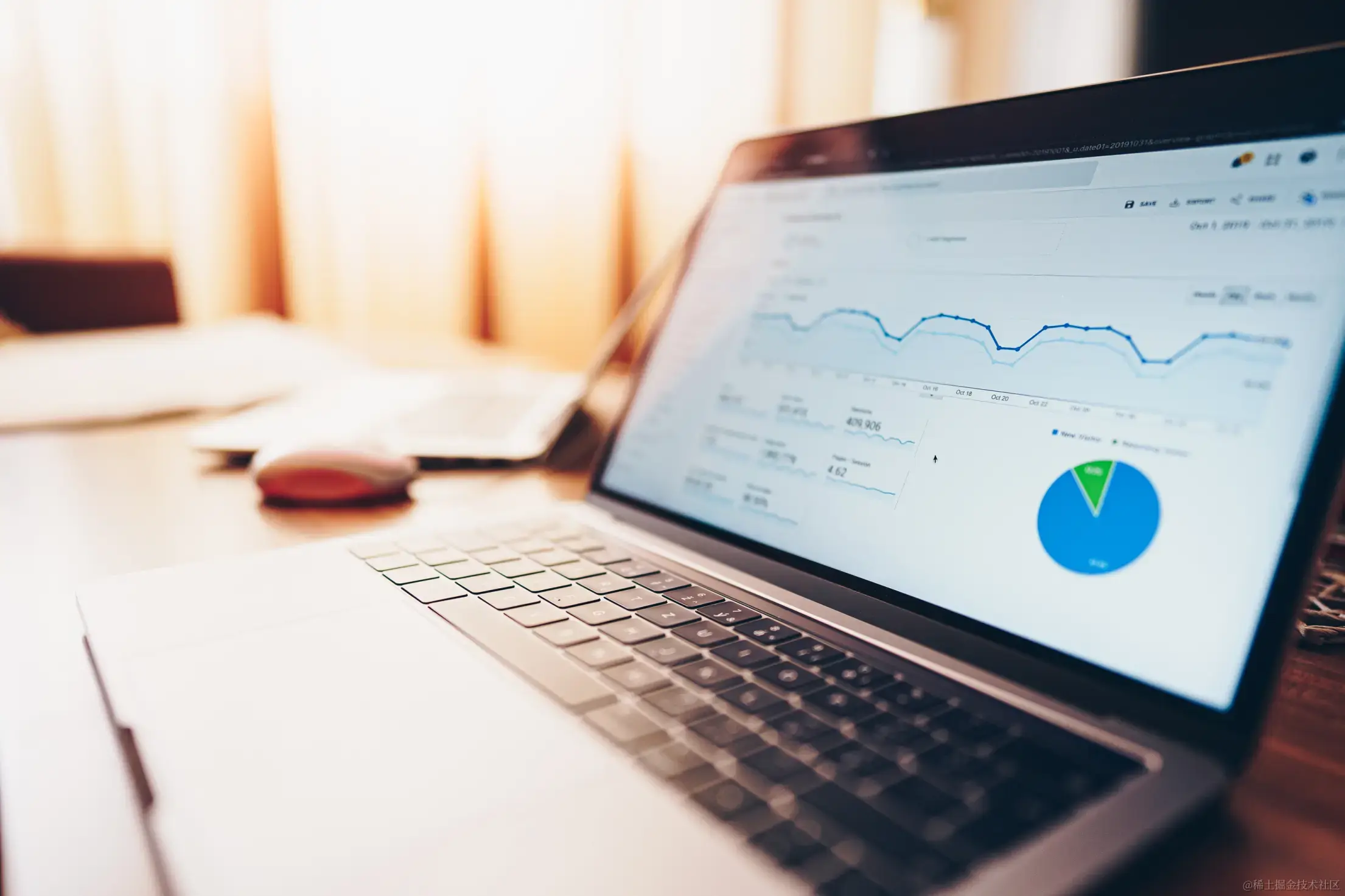 website-traffic-analytics-dashboard-free-photo.webp