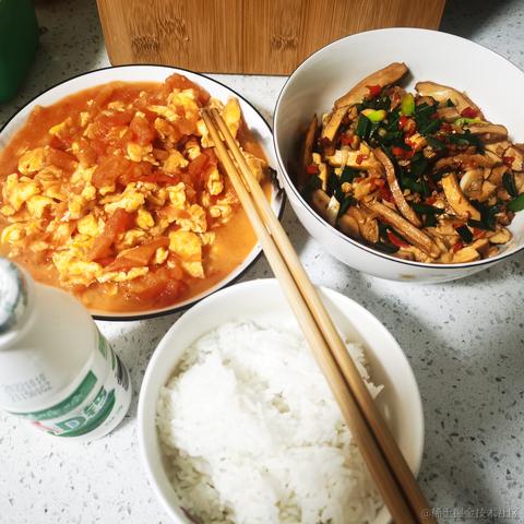 练腹肌的小蚊子于2023-03-16 23:59发布的图片