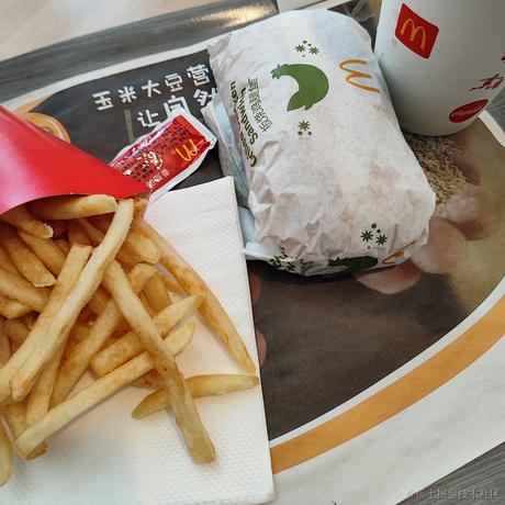 关住嘉然炖炖解馋于2023-07-11 20:25发布的图片