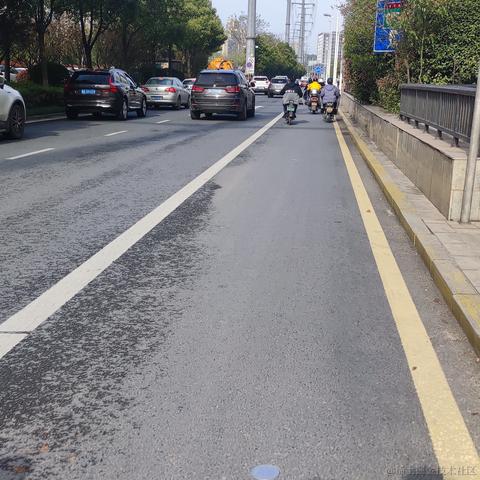 骑电动车的小黄于2022-03-29 08:59发布的图片