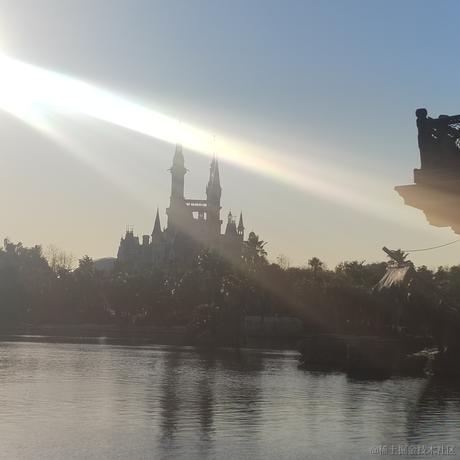 拉布拉多_于2023-04-21 10:27发布的图片