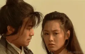 他好像一条狗呀.gif